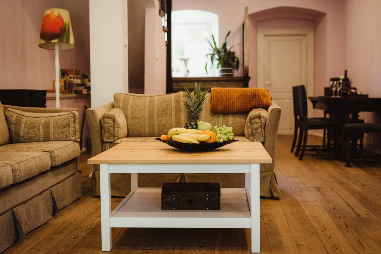 Lawendowa Stajnia Bed & Breakfast Lwowek Slaski Exterior foto