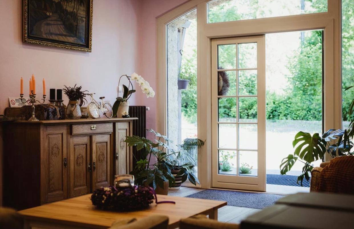 Lawendowa Stajnia Bed & Breakfast Lwowek Slaski Exterior foto